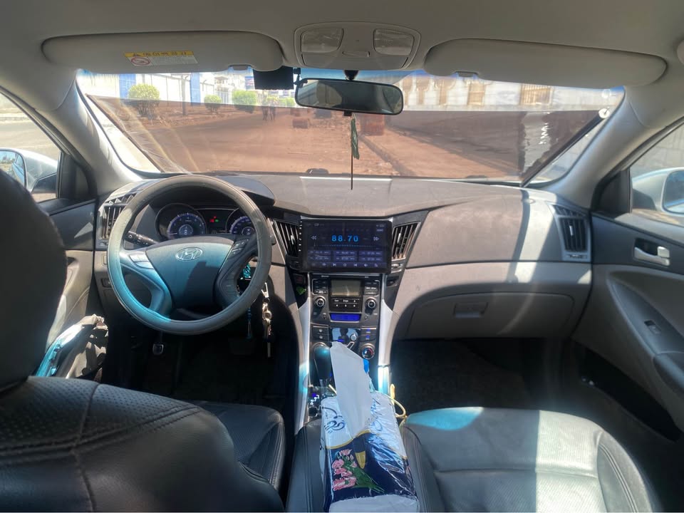 <div style="margin-bottom: 8px;"><span style="display: inline-block; background-color: #28a745; color: #ffffff; padding: 4px 12px; border-radius: 4px; font-weight: bold; font-size: 14px; direction: rtl;">🔢 رقم الإعلان: #2220</span></div>سوناتا ٢٠١١