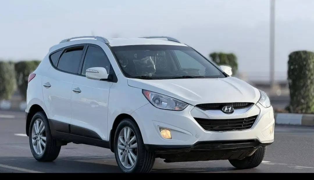 <div style="margin-bottom: 8px;"><span style="display: inline-block; background-color: #28a745; color: #ffffff; padding: 4px 12px; border-radius: 4px; font-weight: bold; font-size: 14px; direction: rtl;">🔢 رقم الإعلان: #3730</span></div>توسان 2012