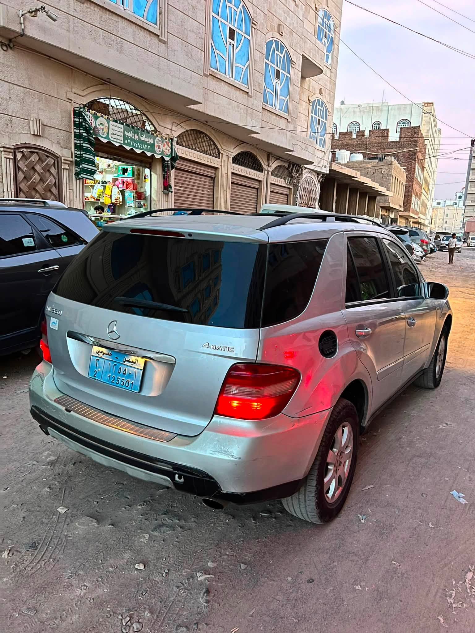<div style="margin-bottom: 8px;"><span style="display: inline-block; background-color: #28a745; color: #ffffff; padding: 4px 12px; border-radius: 4px; font-weight: bold; font-size: 14px; direction: rtl;">🔢 رقم الإعلان: #6394</span></div>مرسيدس ML350